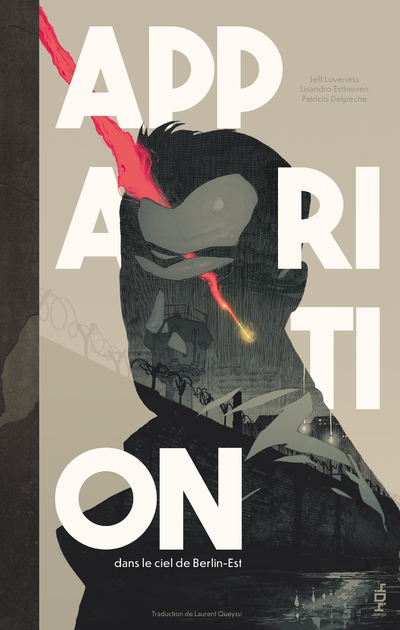 {'#text': 'Apparition dans le ciel de Berlin-Est', '@attrs': {'textcase': '01'}}