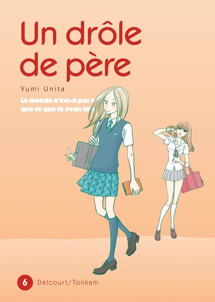 {'#text': 'Un drôle de père T06', '@attrs': {'textcase': '01'}}